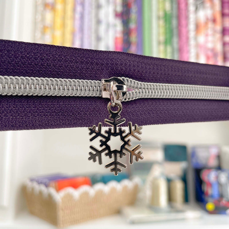 #5 Zipper Pull - Silver Snowflake