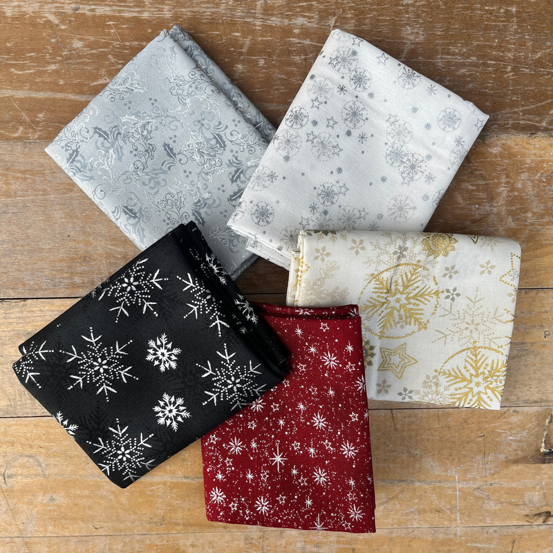 Fat Quarter Bundle - Frosty Snowflake Shimmer